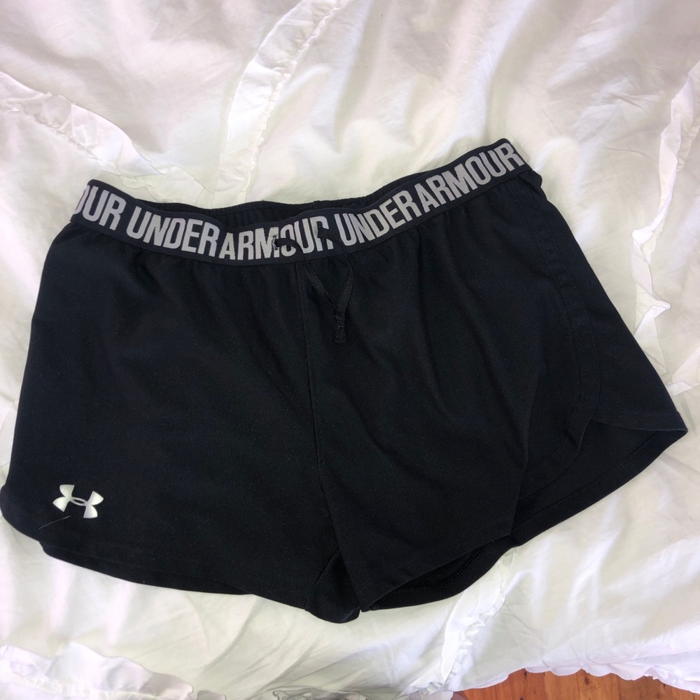 UNDER ARMOUR SHORTS!!